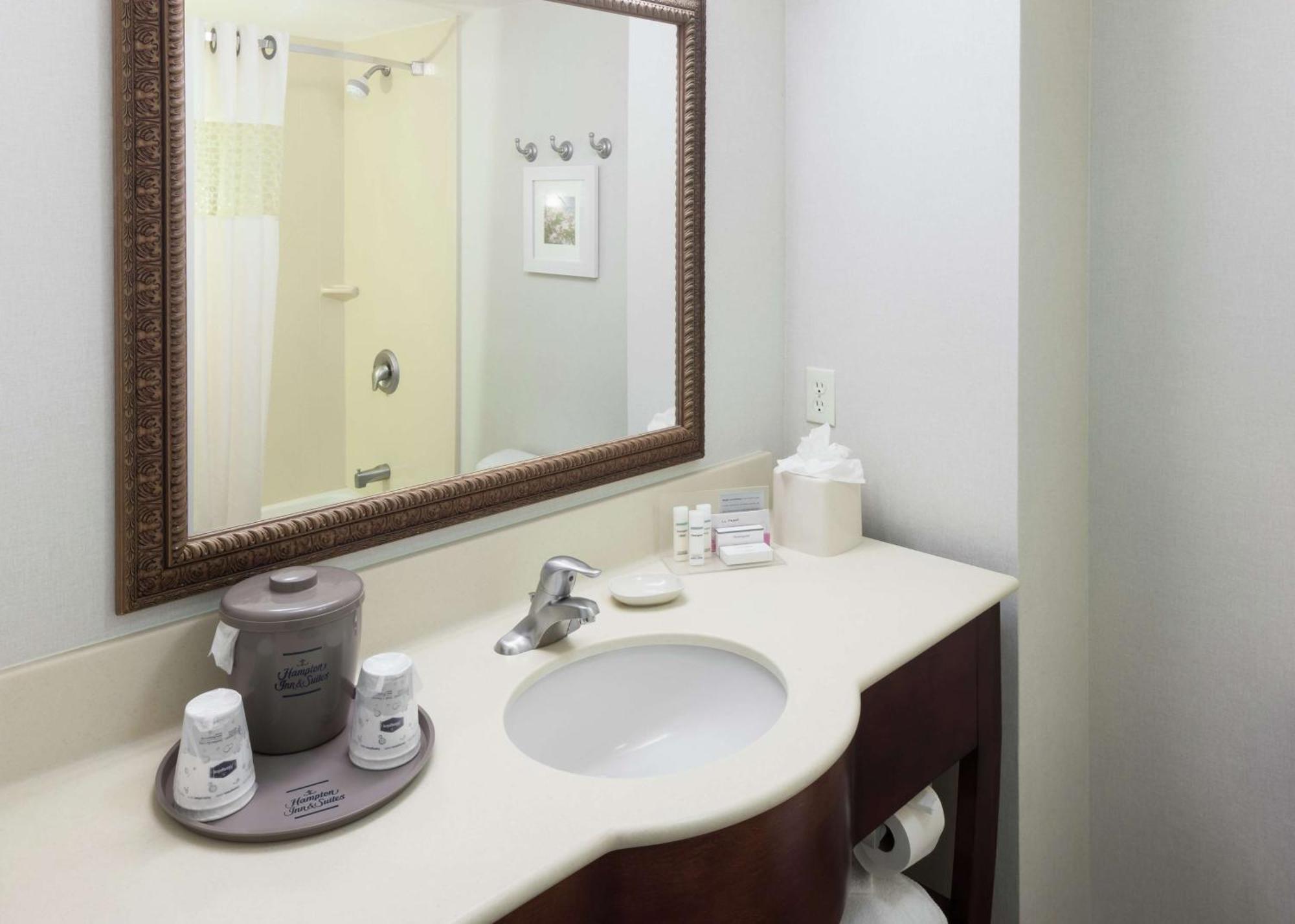 Hampton Inn&Suites Westford-Chelmsford Eksteriør bilde