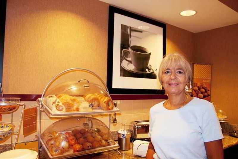 Hampton Inn&Suites Westford-Chelmsford Restaurant bilde